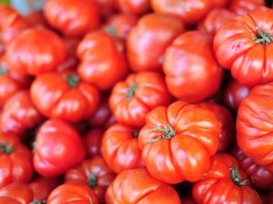  Beefsteak tomatoes: