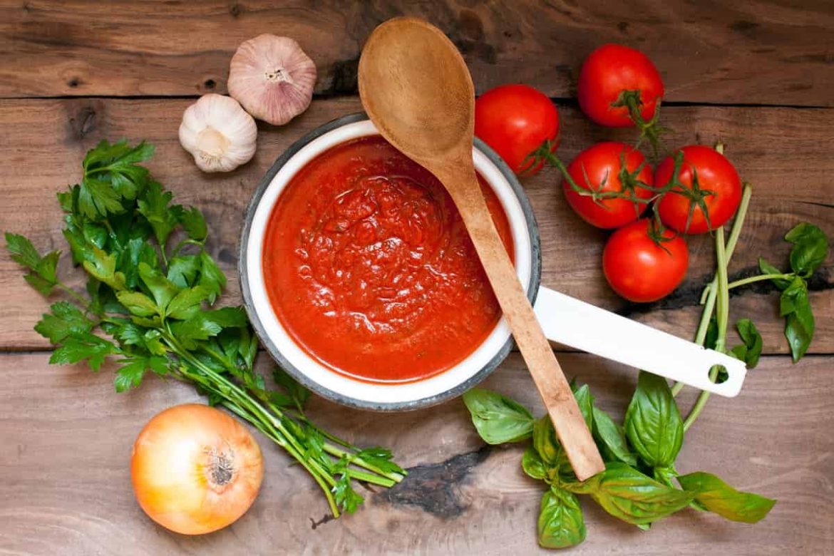 Compare frying tomato paste vs tomato sauce in production process