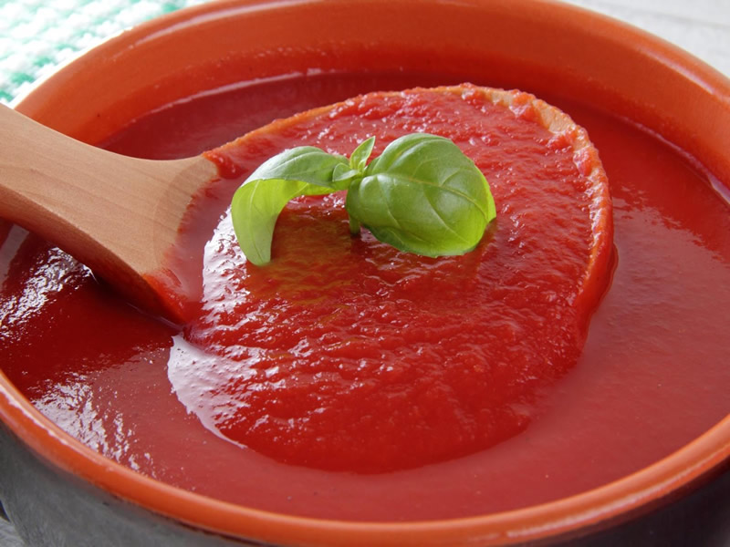 tomato paste and sauce
